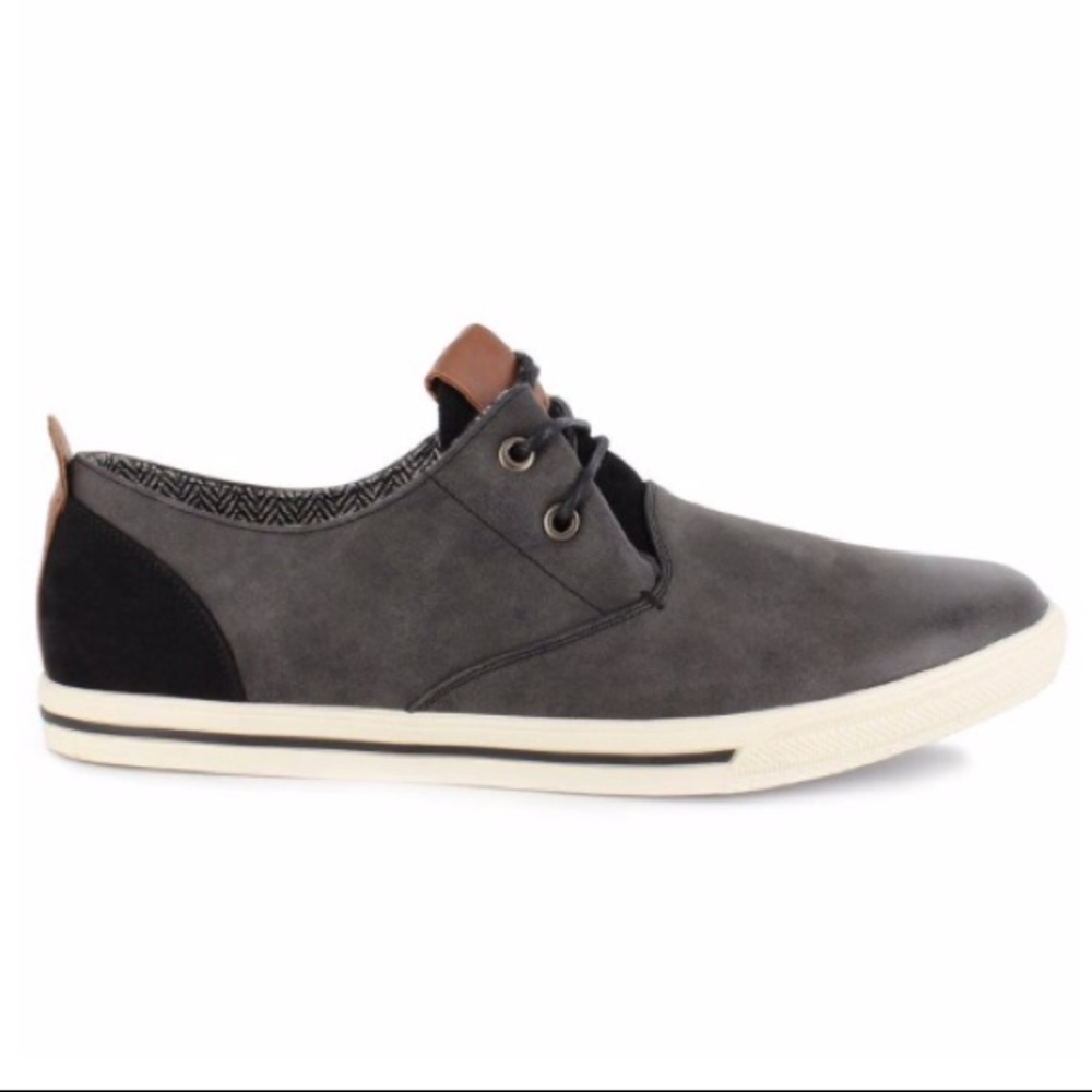 Men’s Mountain Creek “Doug” Sneakers, 10